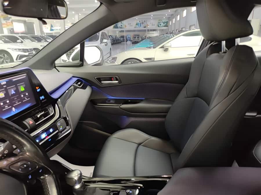 Toyota C-HR 2021 #27 Toyota C-HR 2021 immagine di auto #27