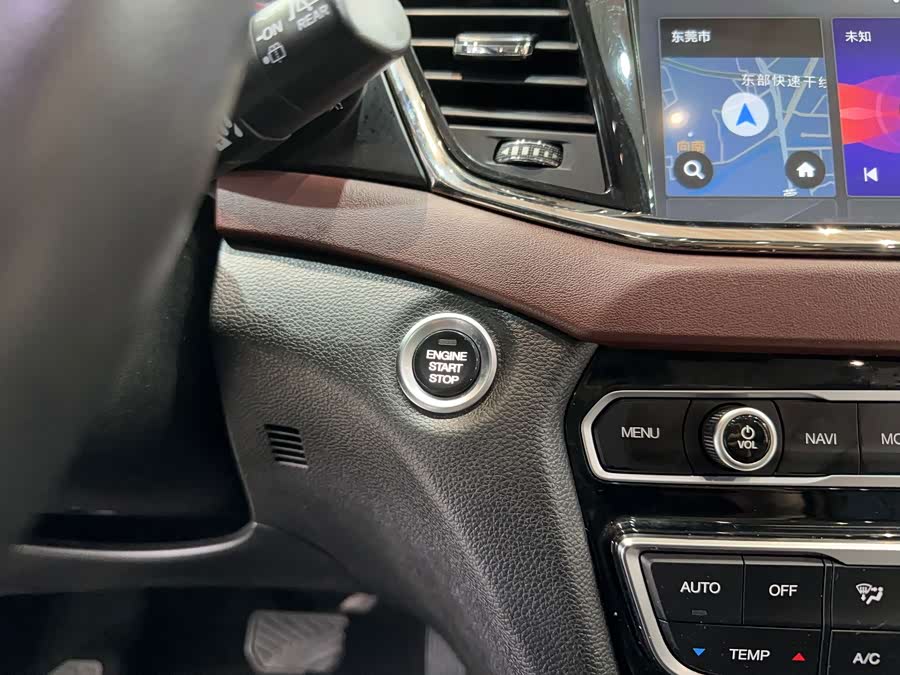 GAC Trumpchi GS8 2017 car image #27