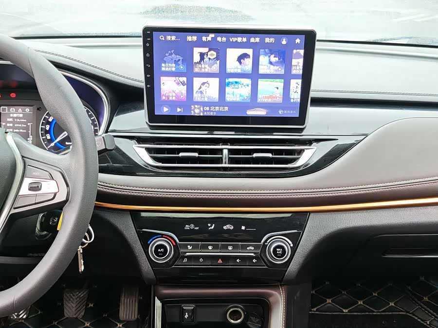 Changan Eado DT 2018 #27 Changan Eado DT 2018 car image #27