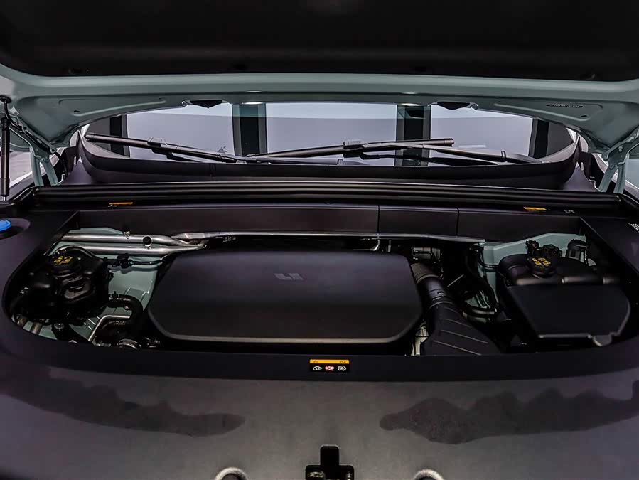 Li L6 2025 image de voiture #27