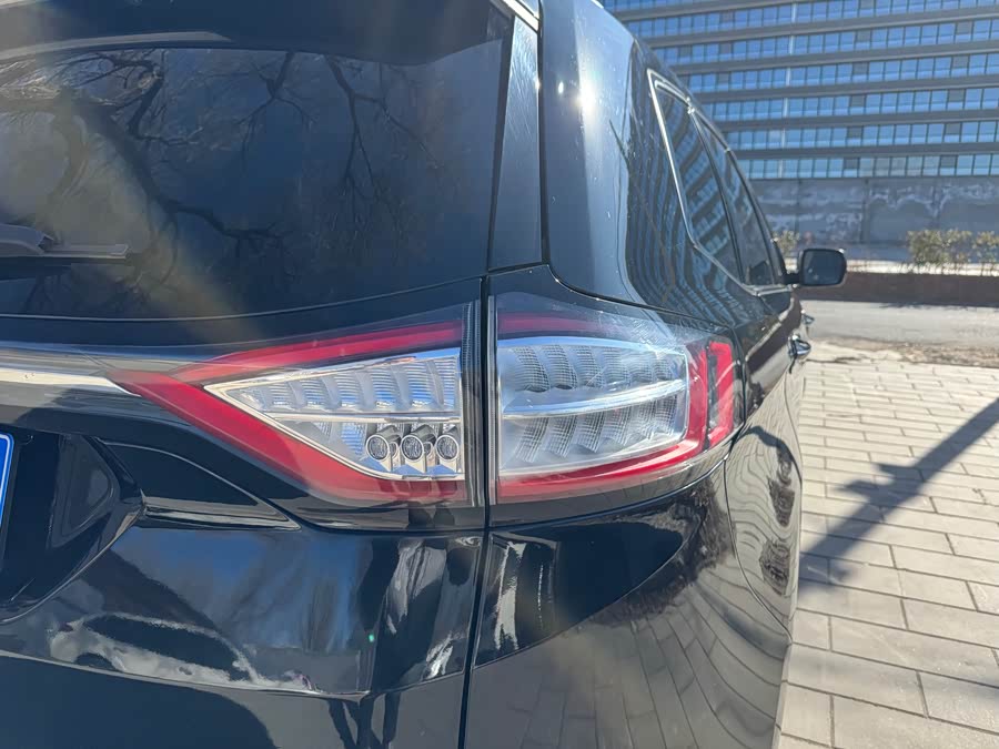 Ford Edge 2017 изображение автомобиля #27