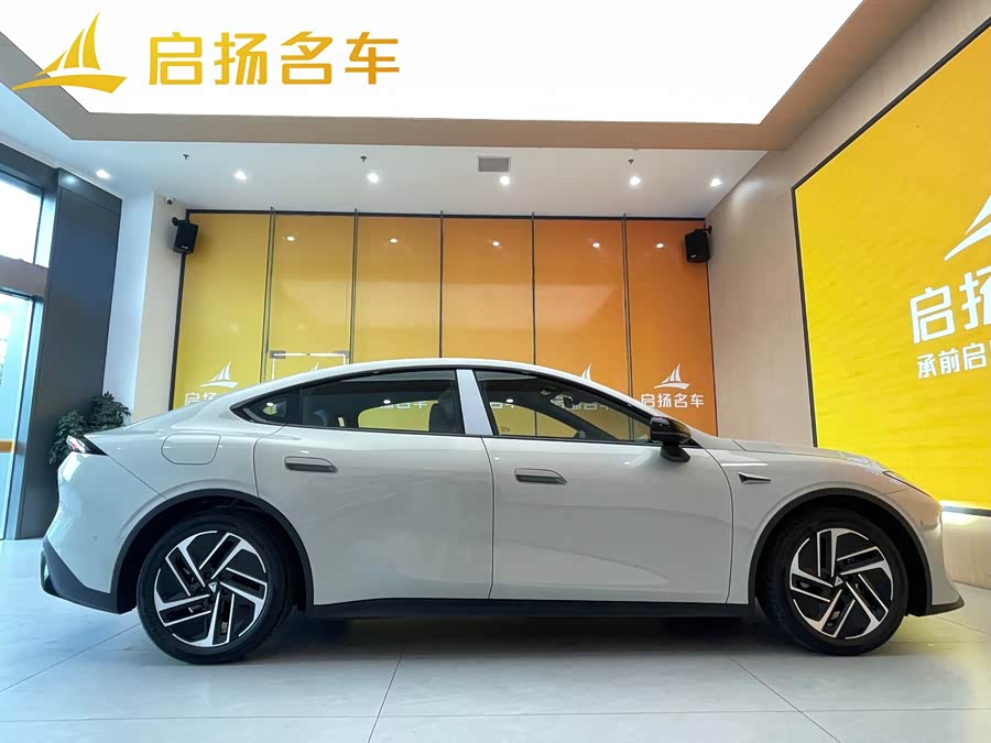 Deepal L06 2025 imagen de coche #27