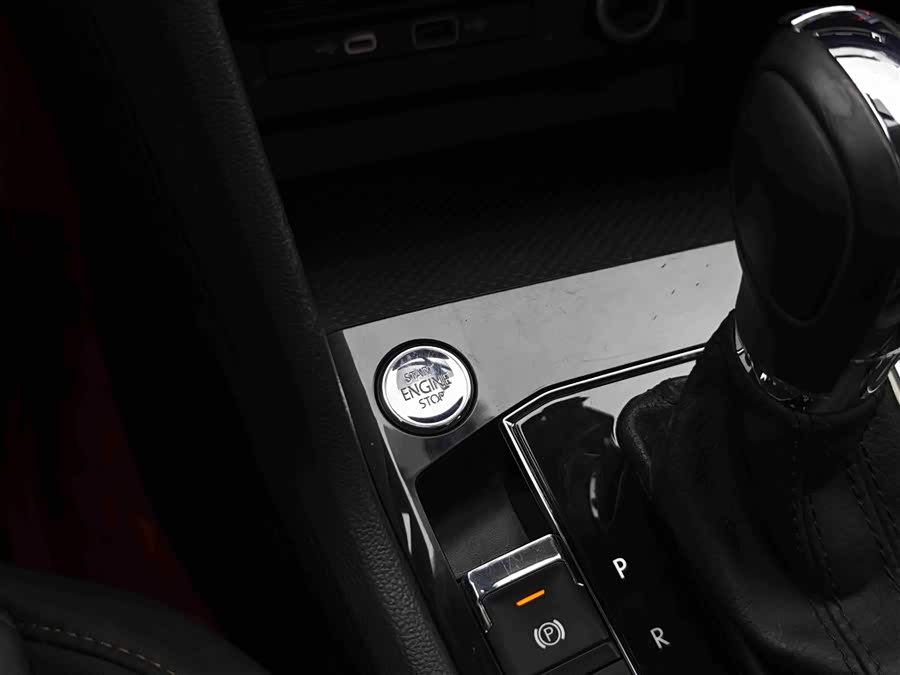 Volkswagen Tharu 2020 car image #27