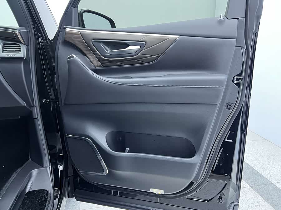 Toyota Vellfire 2025 #27 Toyota Vellfire 2025 immagine di auto #27