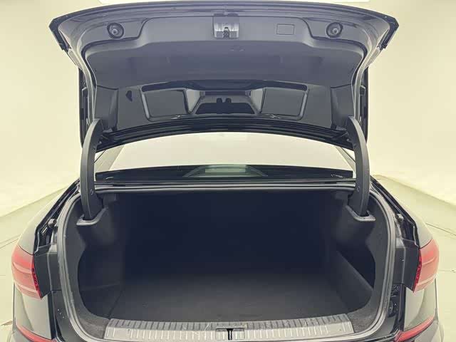 Volkswagen Passat 2023 imagen de coche #27