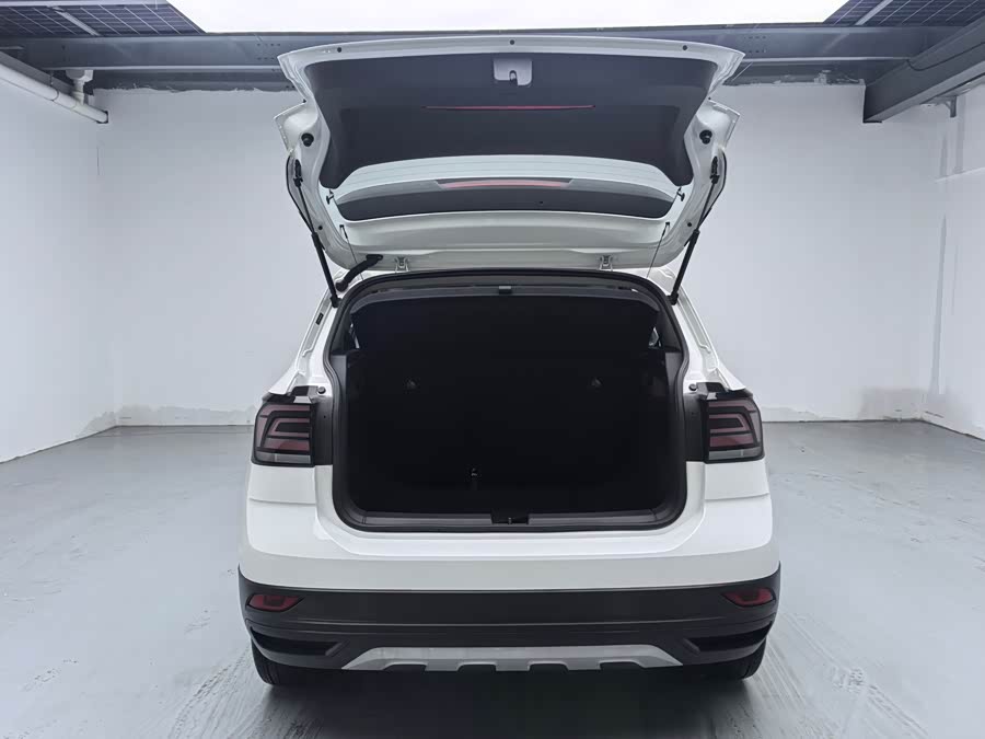 Volkswagen T-Cross 2026 immagine di auto #27