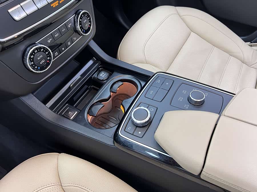 Mercedes-Benz GLE Coupe 2018 car image #27