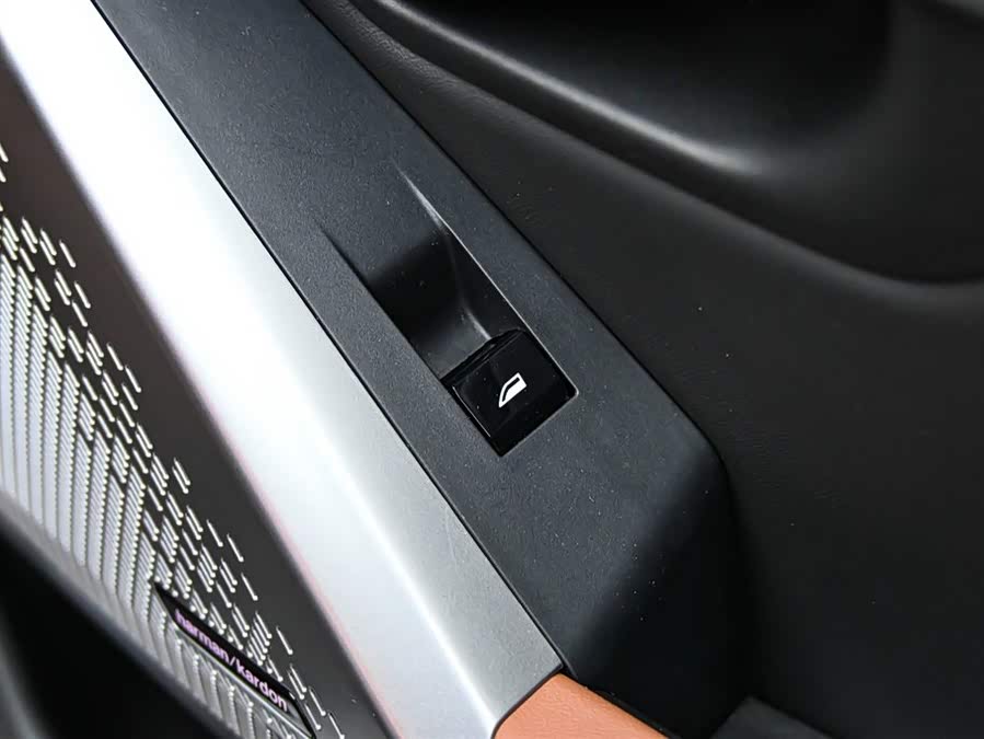 BMW 5 Series 2024 car image #27