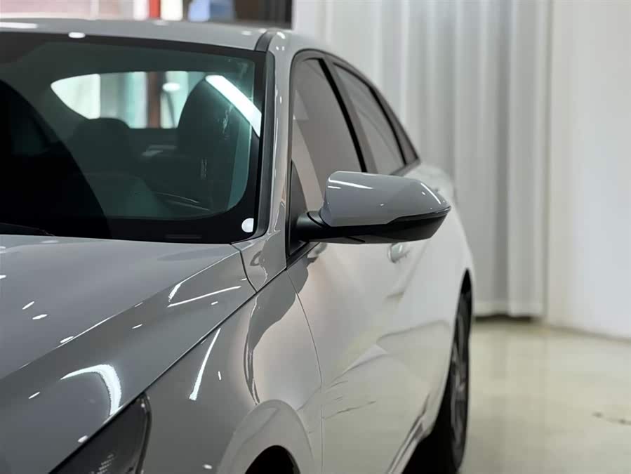 Hyundai Elantra 2021 immagine di auto #27