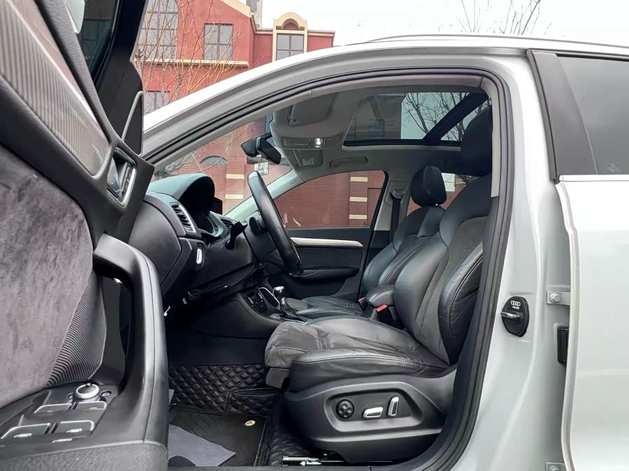 Audi Q3 2018 #27 Audi Q3 2018 car image #27