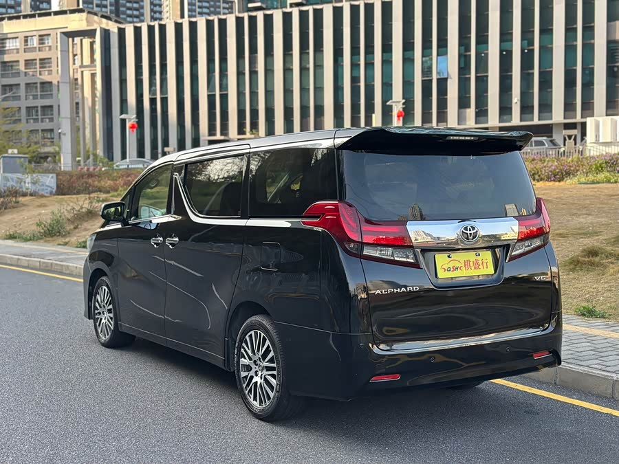 Toyota Alphard 2017 car image #27