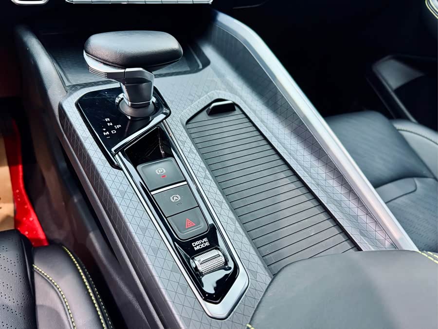 GEELY Preface 2023 car image #27