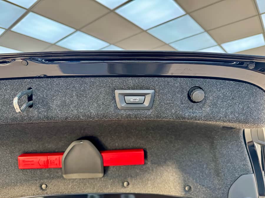 BMW 5 Series 2022 car image #27