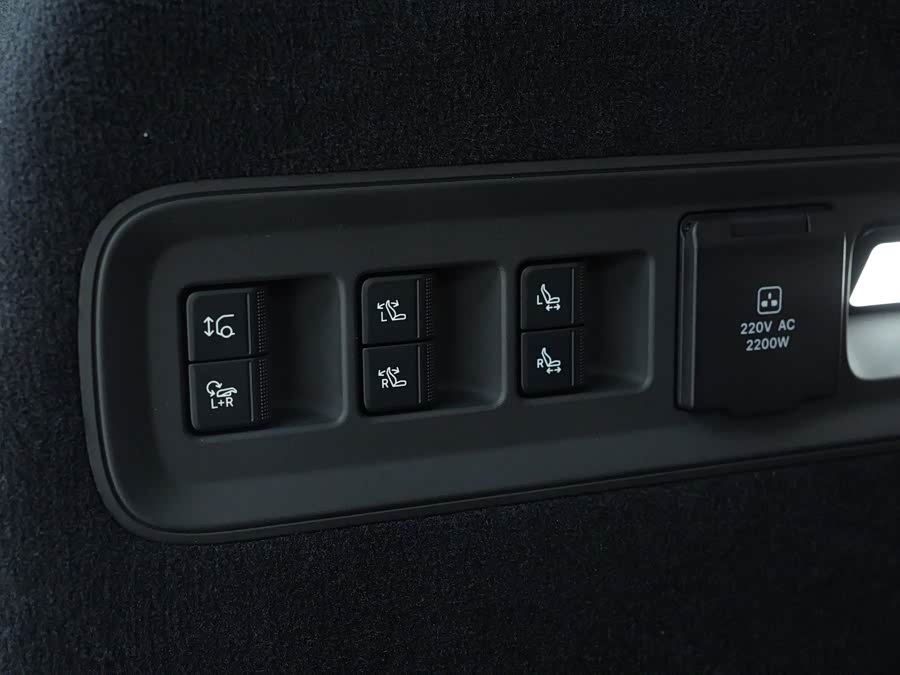 极氪 极氪9X 2026 汽车图片 #27