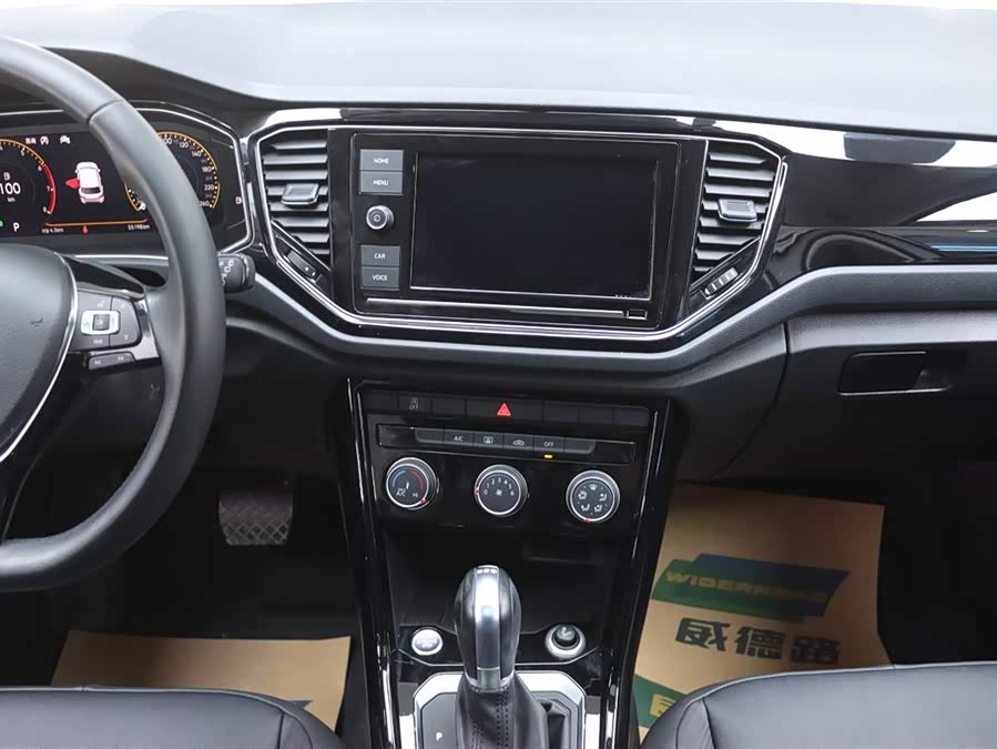 Volkswagen T-Roc 2020 #27 Volkswagen T-Roc 2020 immagine di auto #27