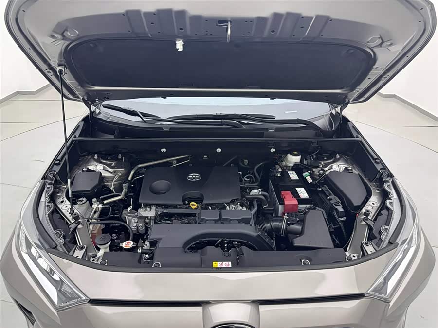 Toyota RAV4 2020 car image #27