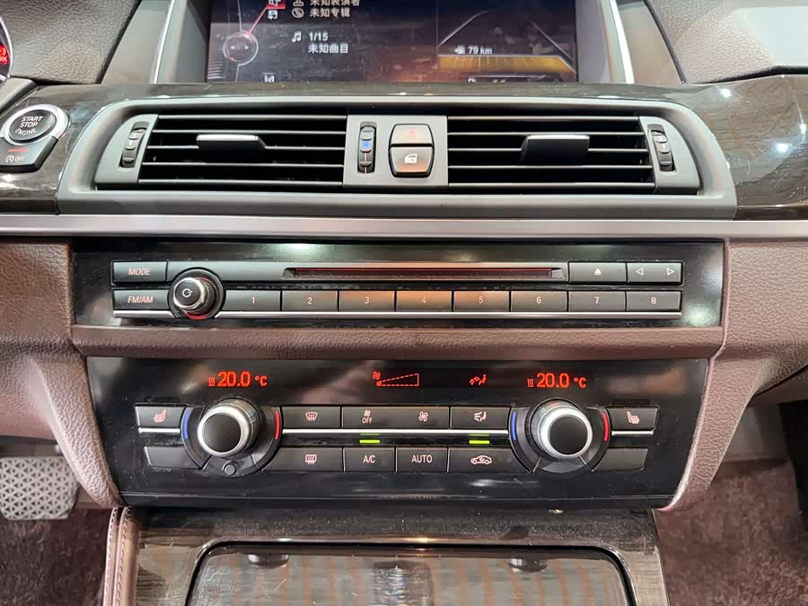 BMW 5 Series 2016 car image #27