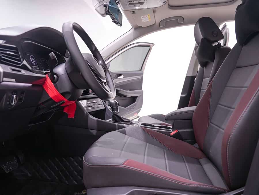 Volkswagen Bora 2021 car image #27