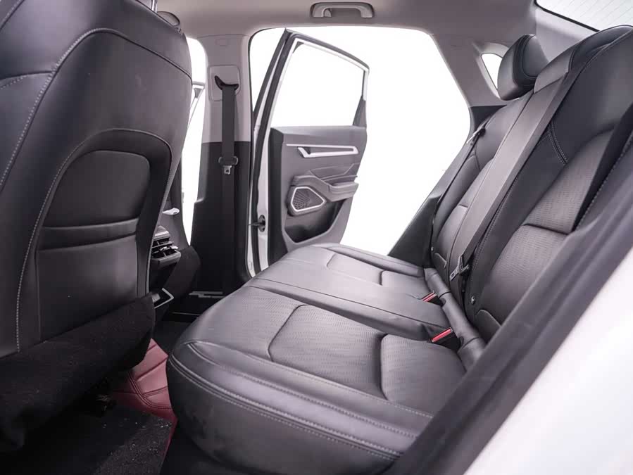 GEELY Emgrand 2021 car image #27