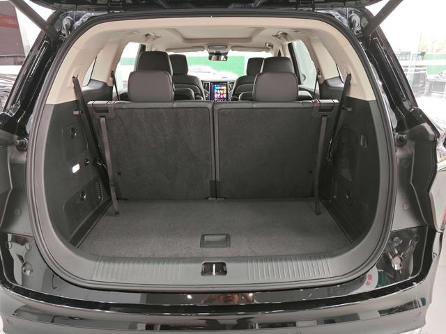 HongQi HS7 PHEV 2024 car image #27