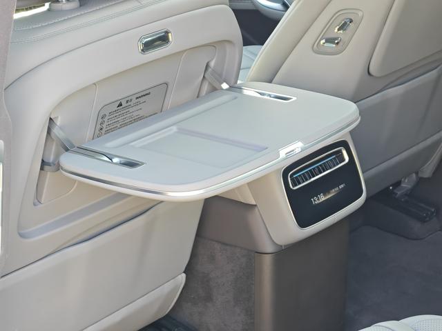 Denza N9 2025 #27 Denza N9 2025 car image #27