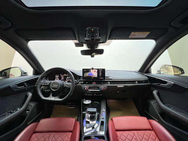 Audi S4 2023 car image #27