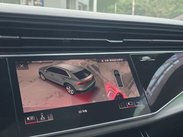 Audi Q8 2020 car image #27