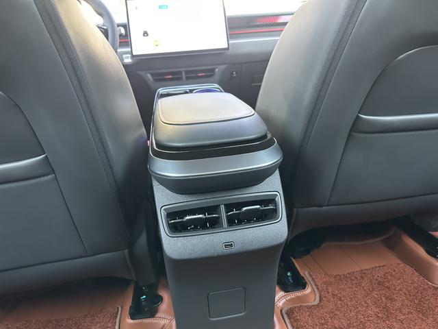 Jetour 2022 car image #27