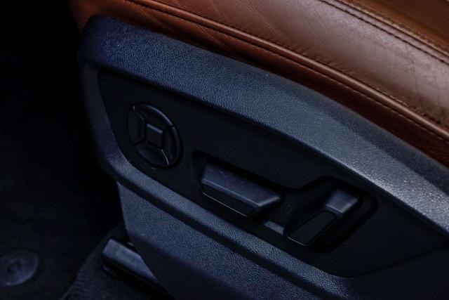 Audi Q7 2021 car image #27