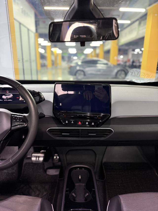 Volkswagen ID.3 2024 car image #27