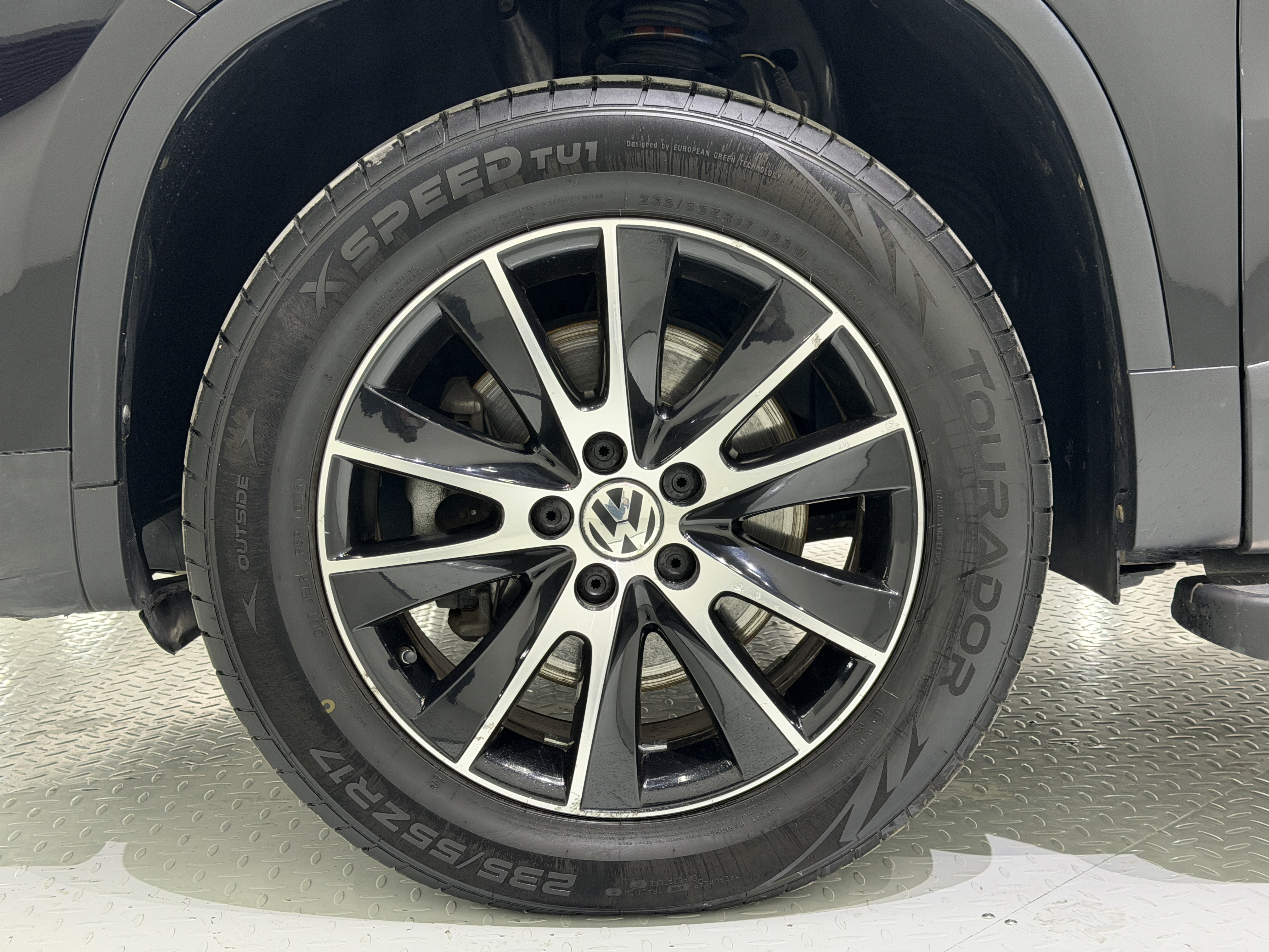 Volkswagen Tiguan 2014 car image #27