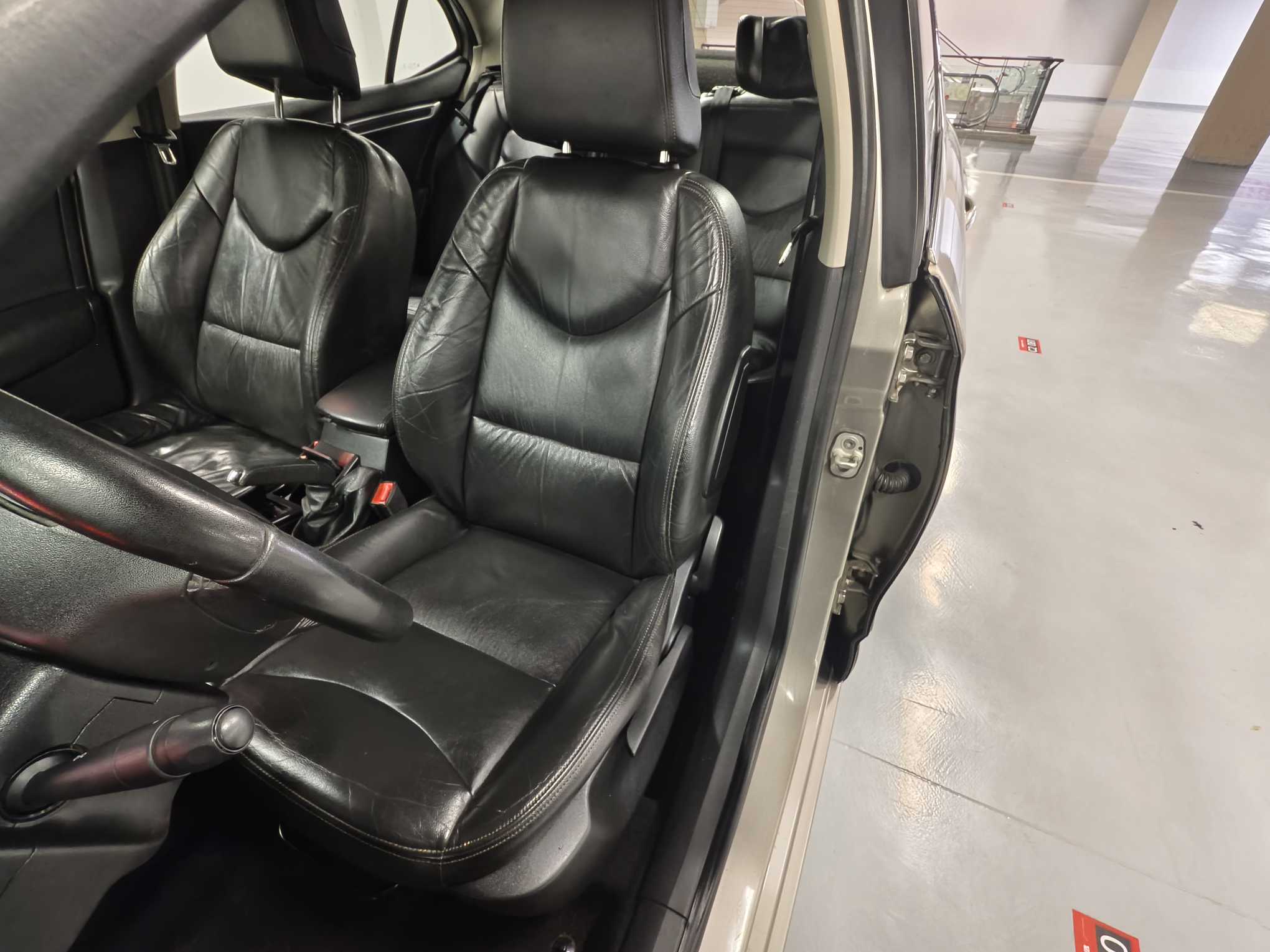 Citroen C4L 2014 imagen de coche #27