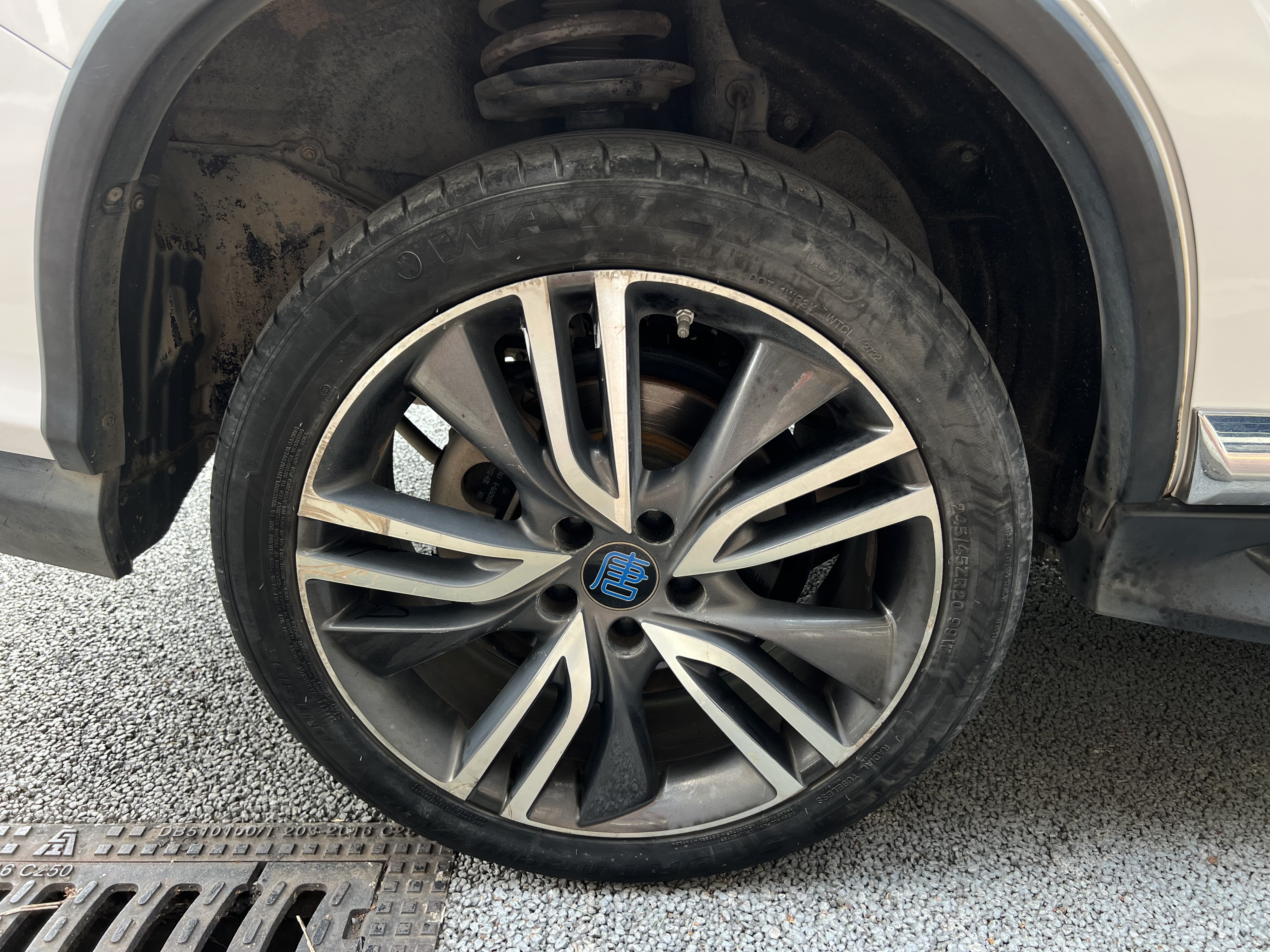 比亚迪 唐新能源 2017 汽车图片 #27