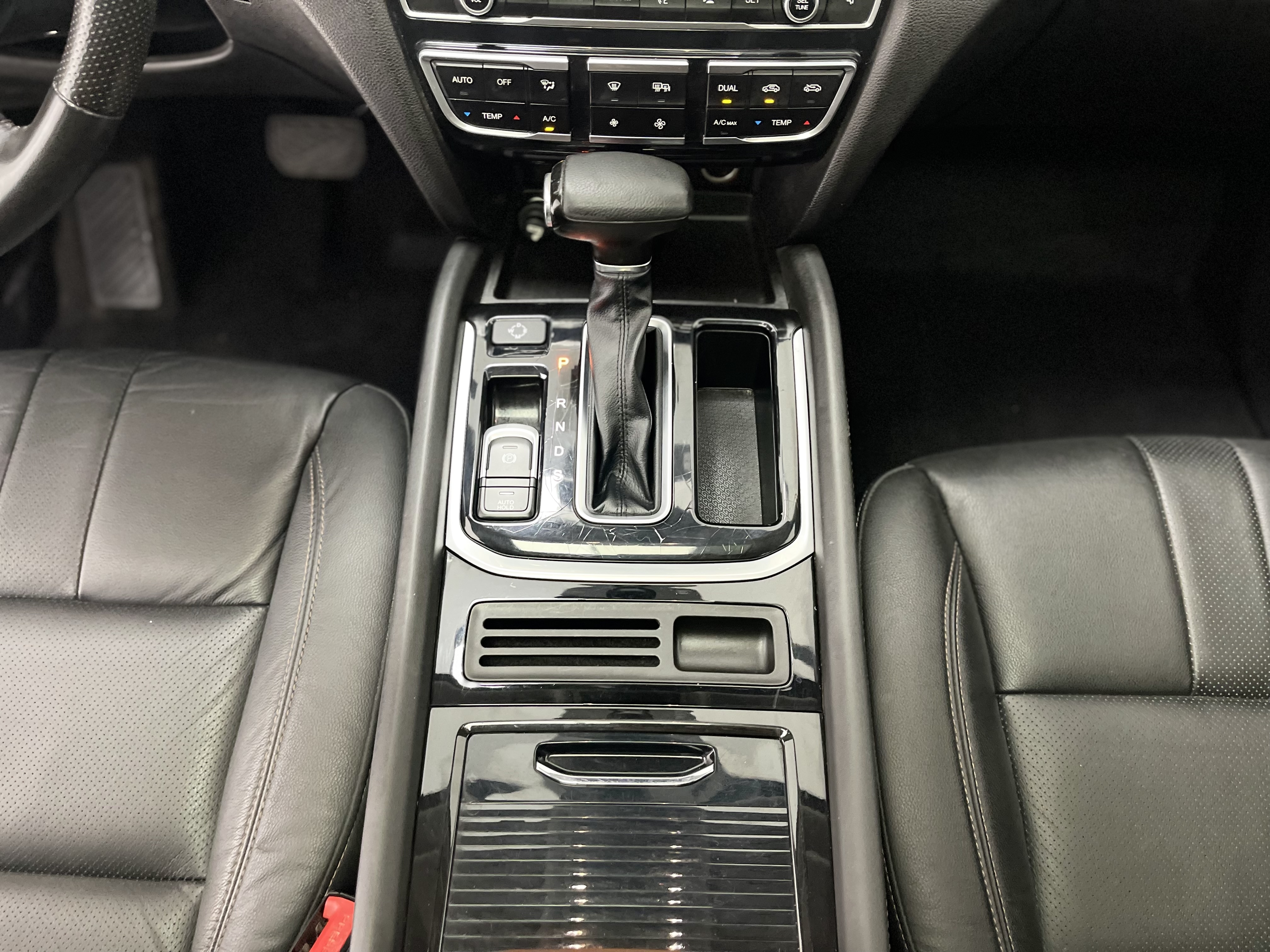 GAC Trumpchi GS7 2018 #27 GAC Trumpchi GS7 2018 car image #27