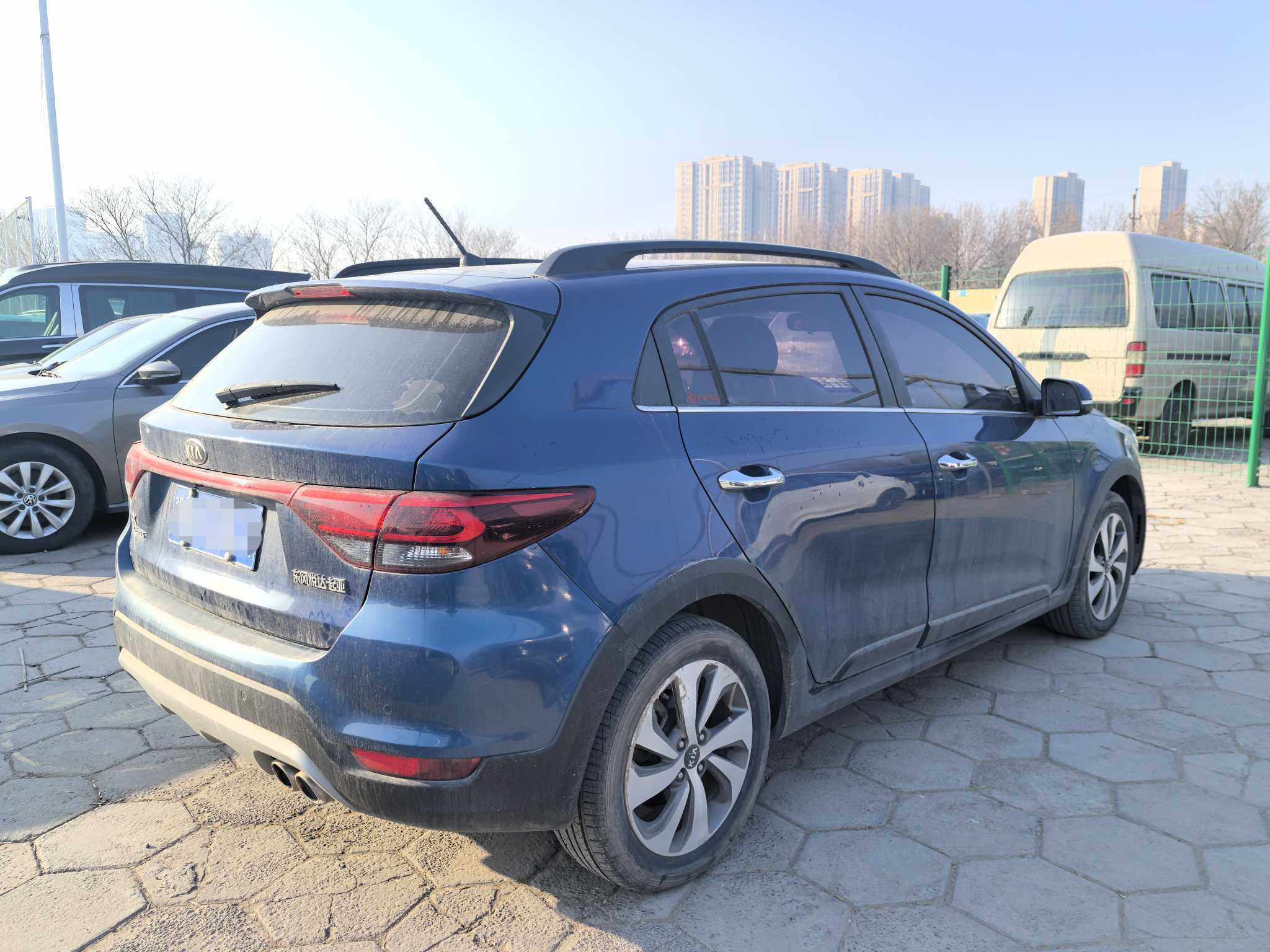 Kia Rio Cross 2018 صورة سيارة #27