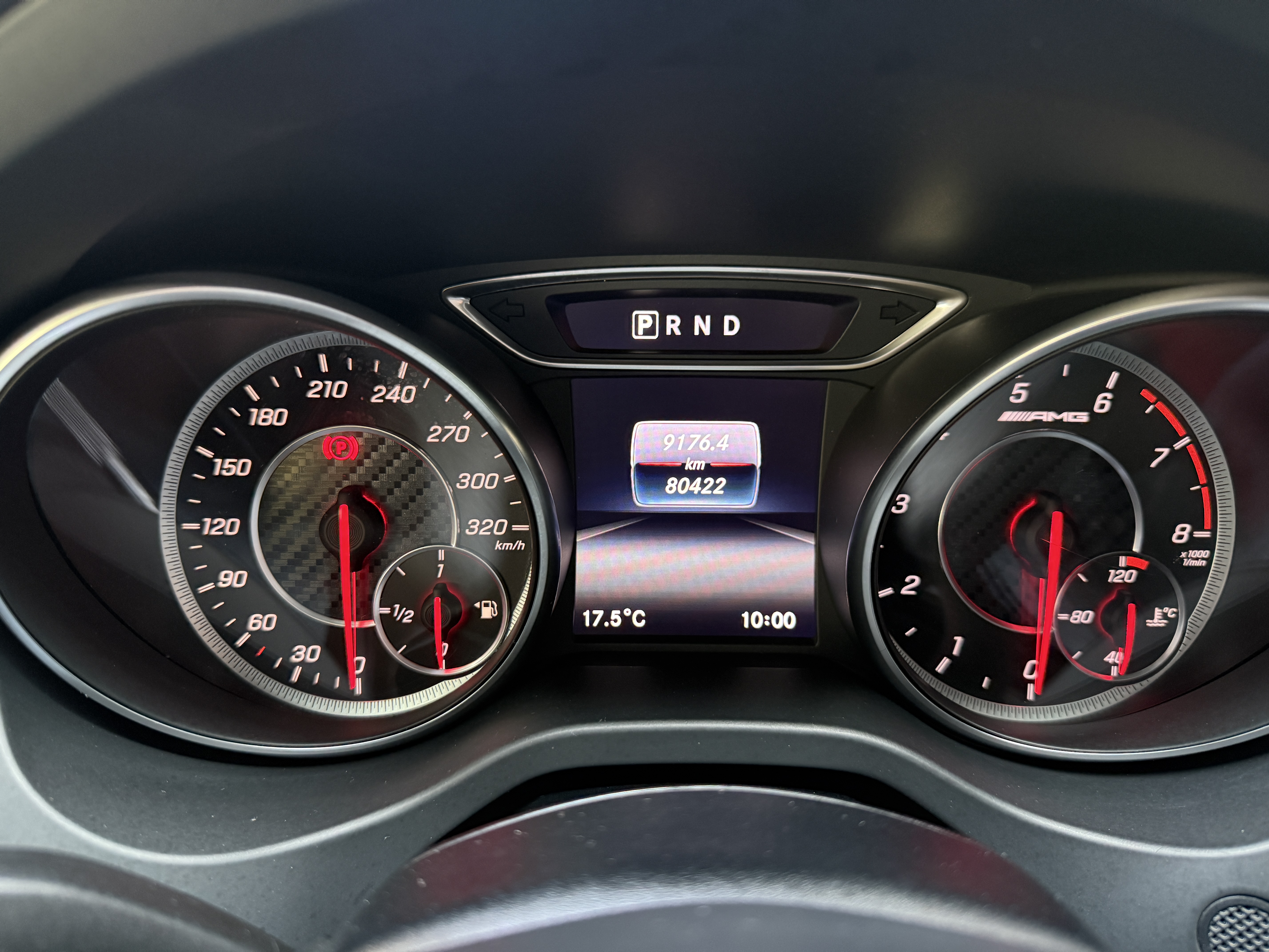 Mercedes-Benz GLA AMG 2019 immagine di auto #27