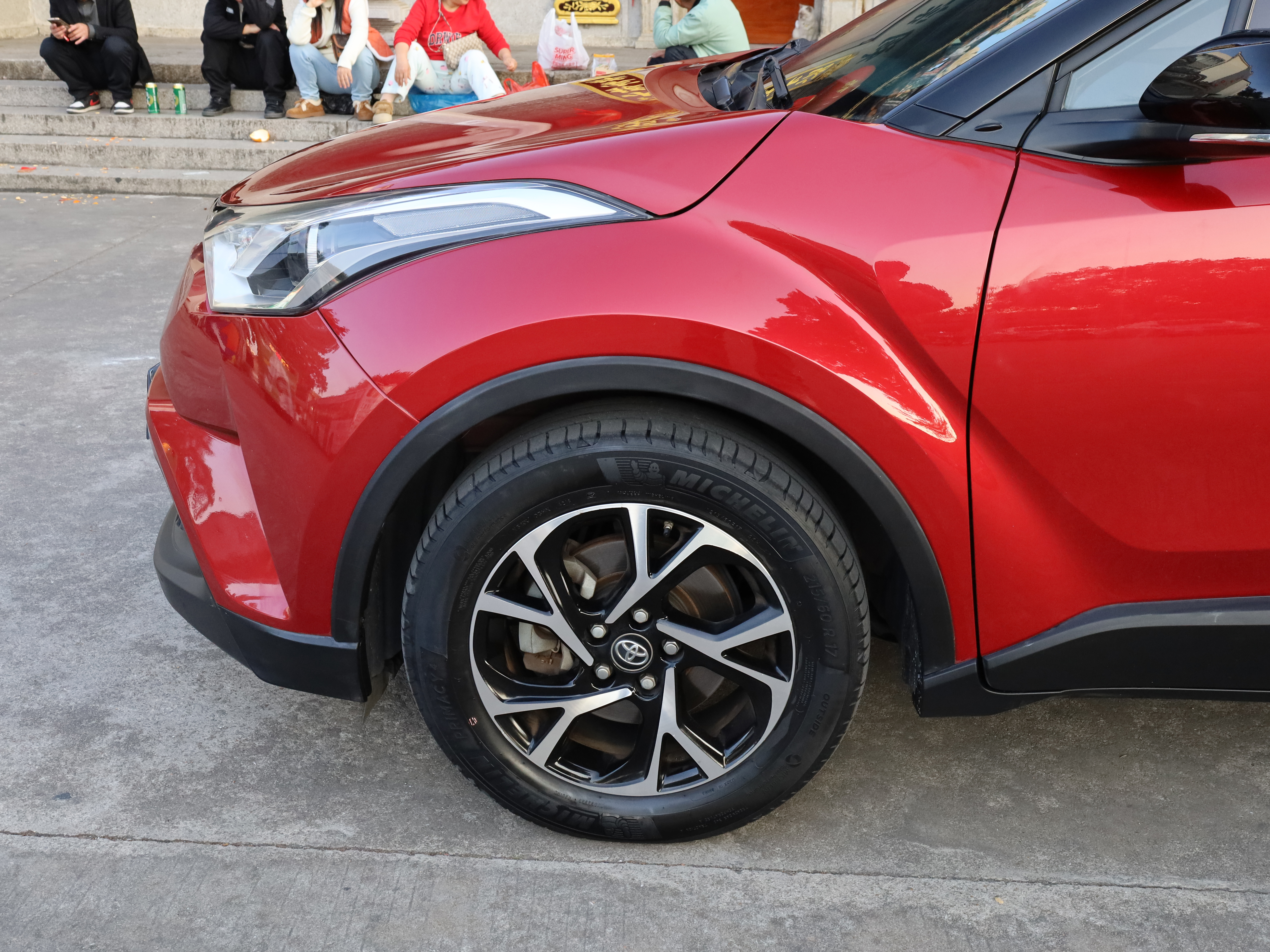 Toyota C-HR 2019 car image #27