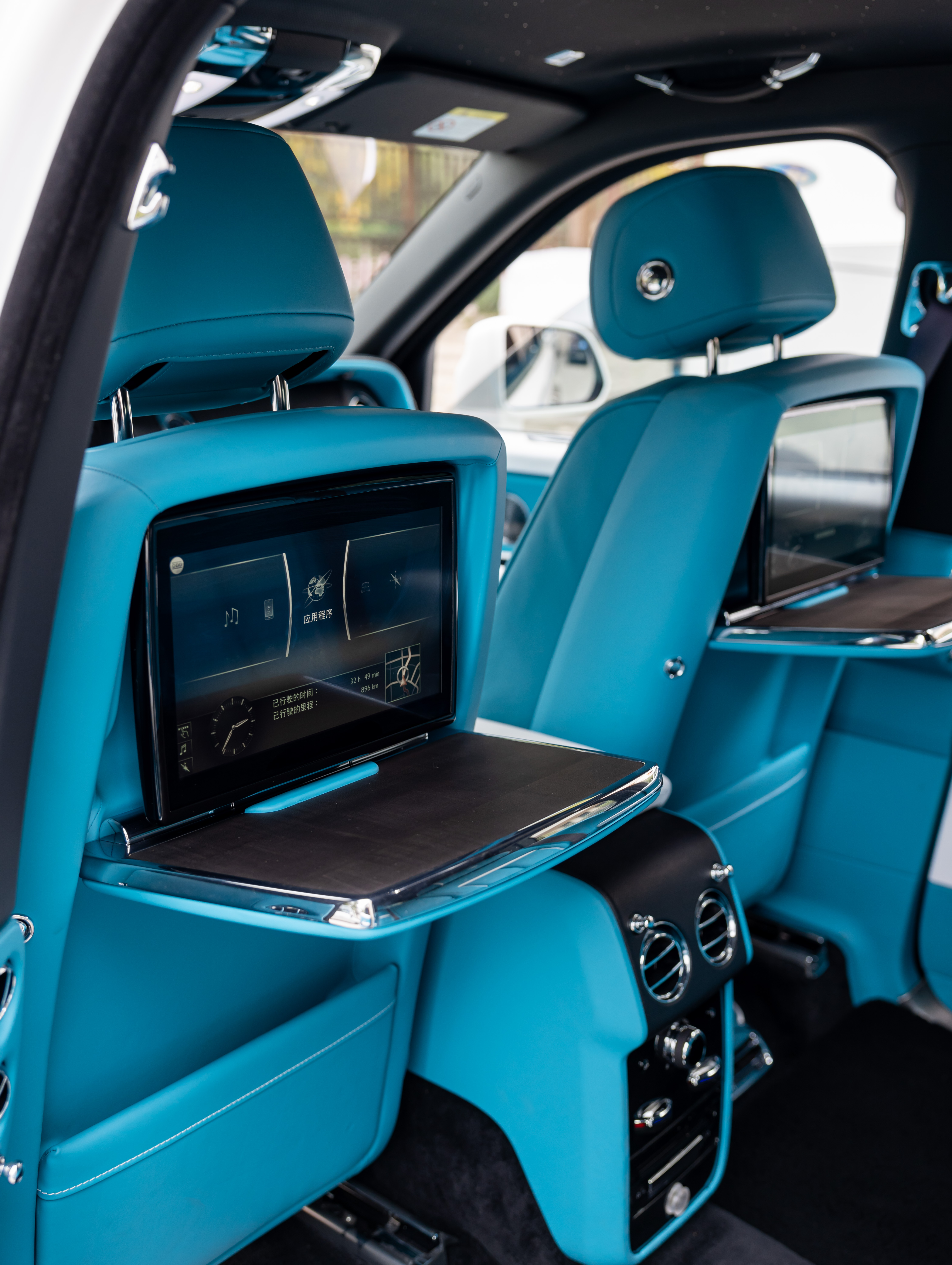 Rolls-Royce Cullinan 2021 immagine di auto #27