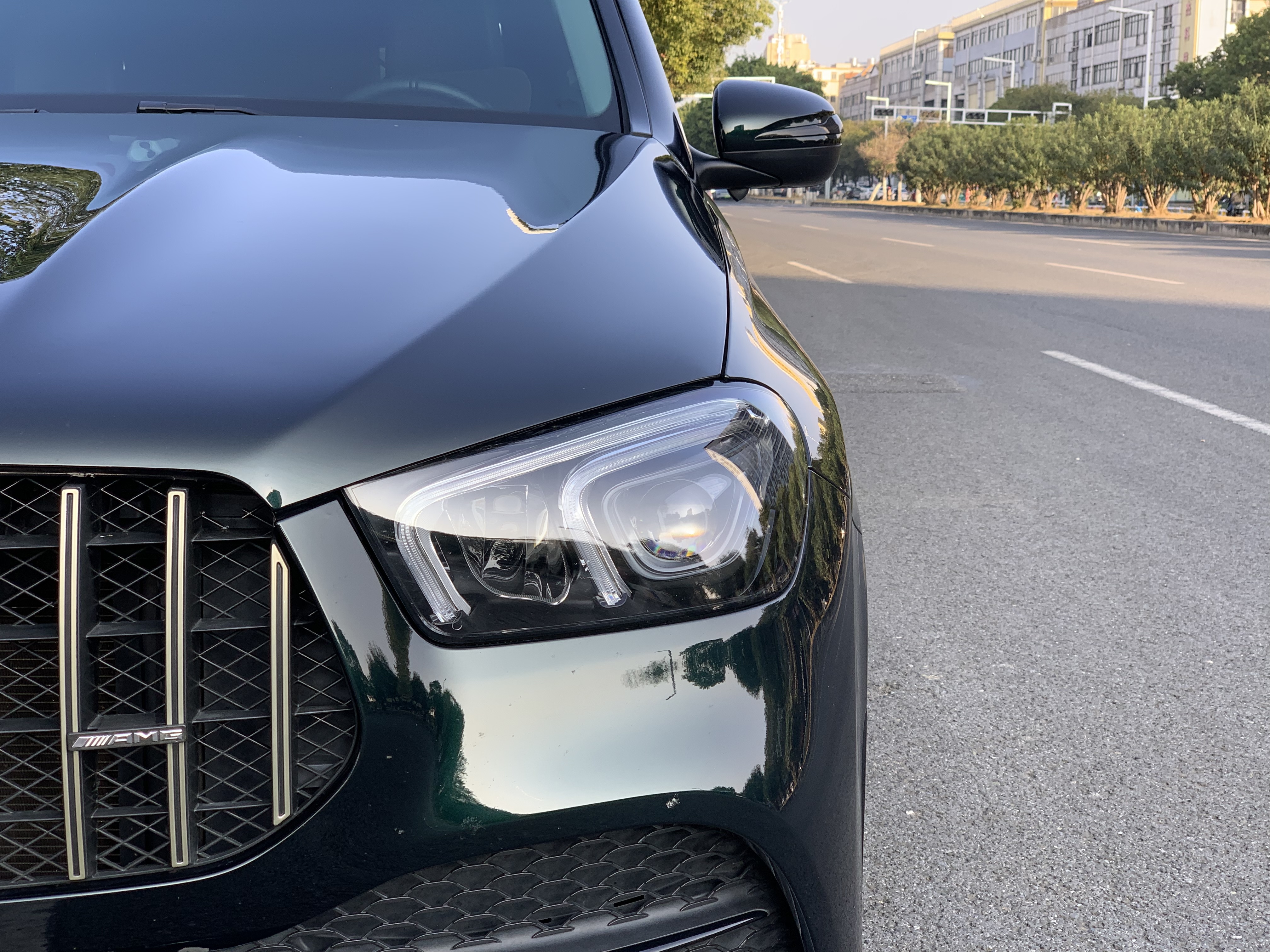 Mercedes-Benz GLE Class 2020 car image #27