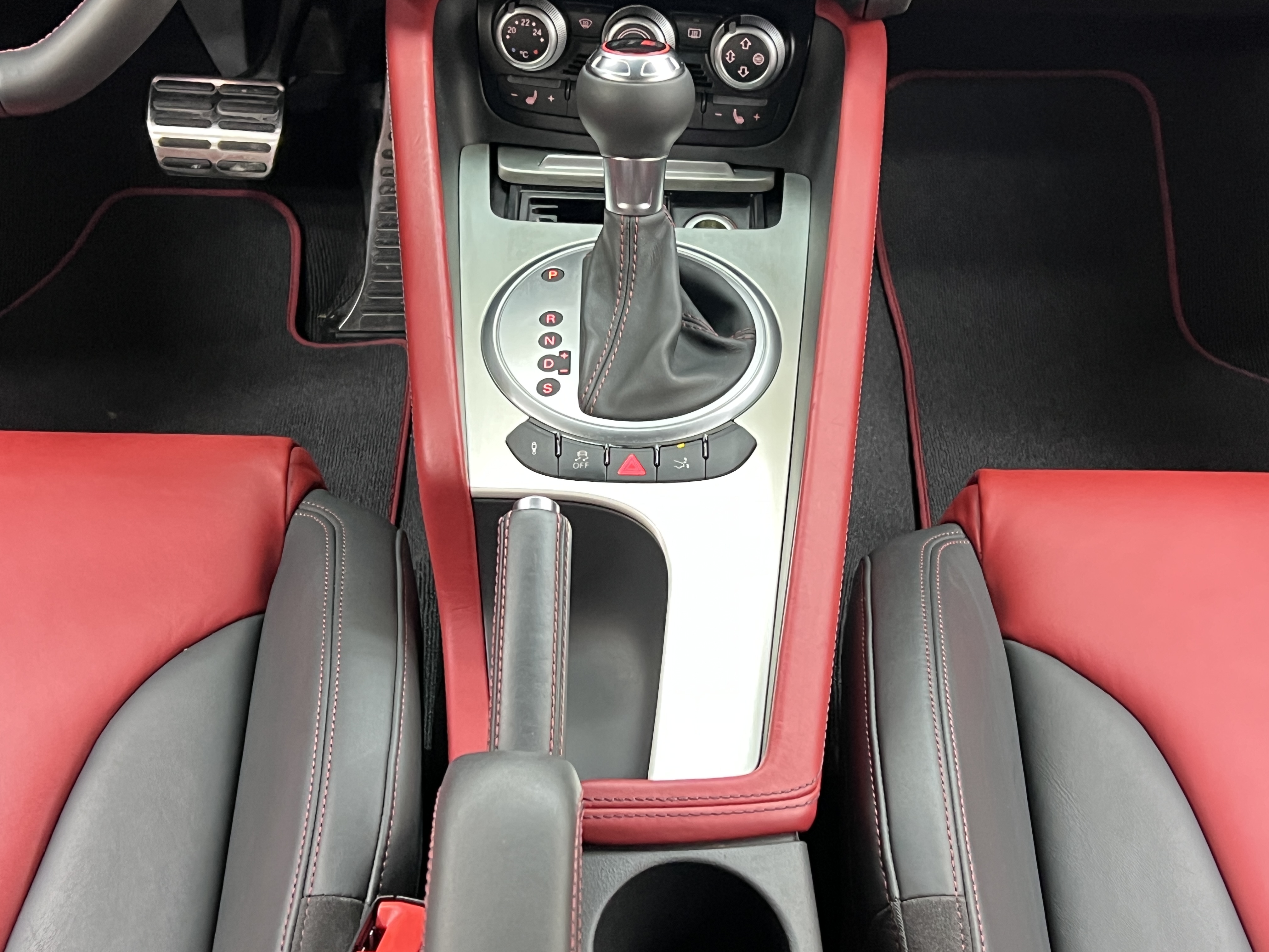 Audi TTS 2015 #27 Audi TTS 2015 car image #27