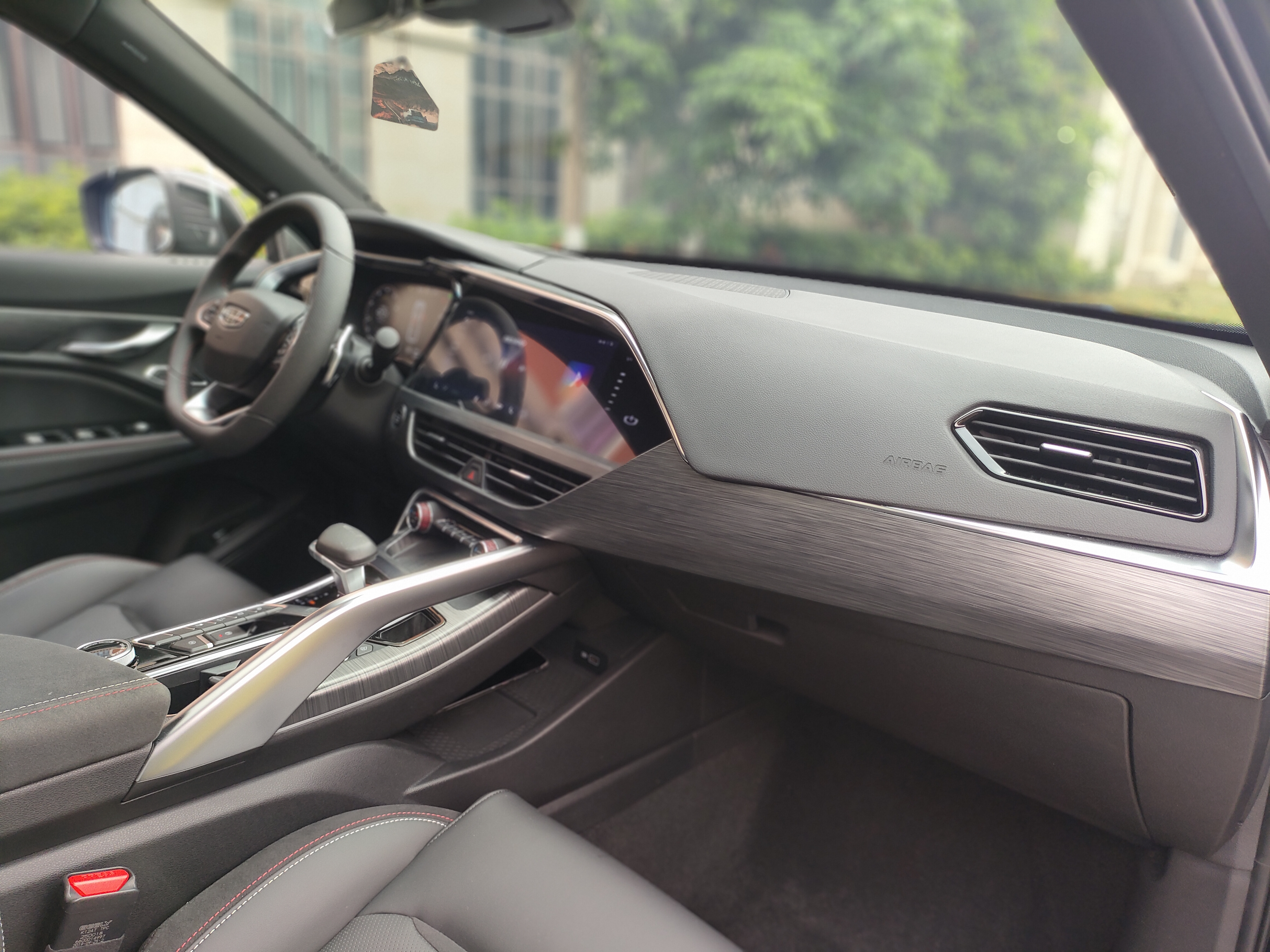 GEELY Tugella 2020 car image #27