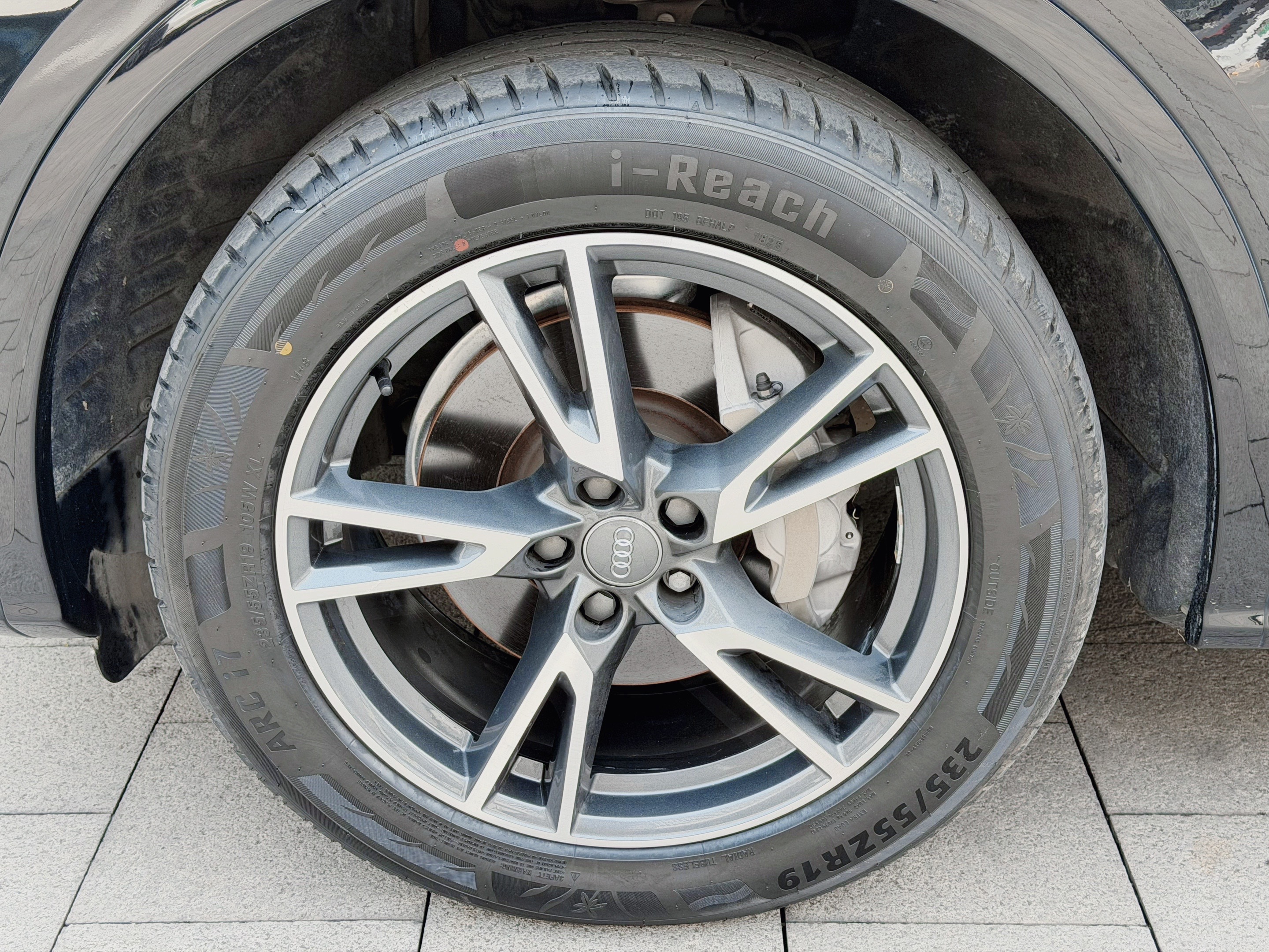 Audi Q5L 2020 car image #27