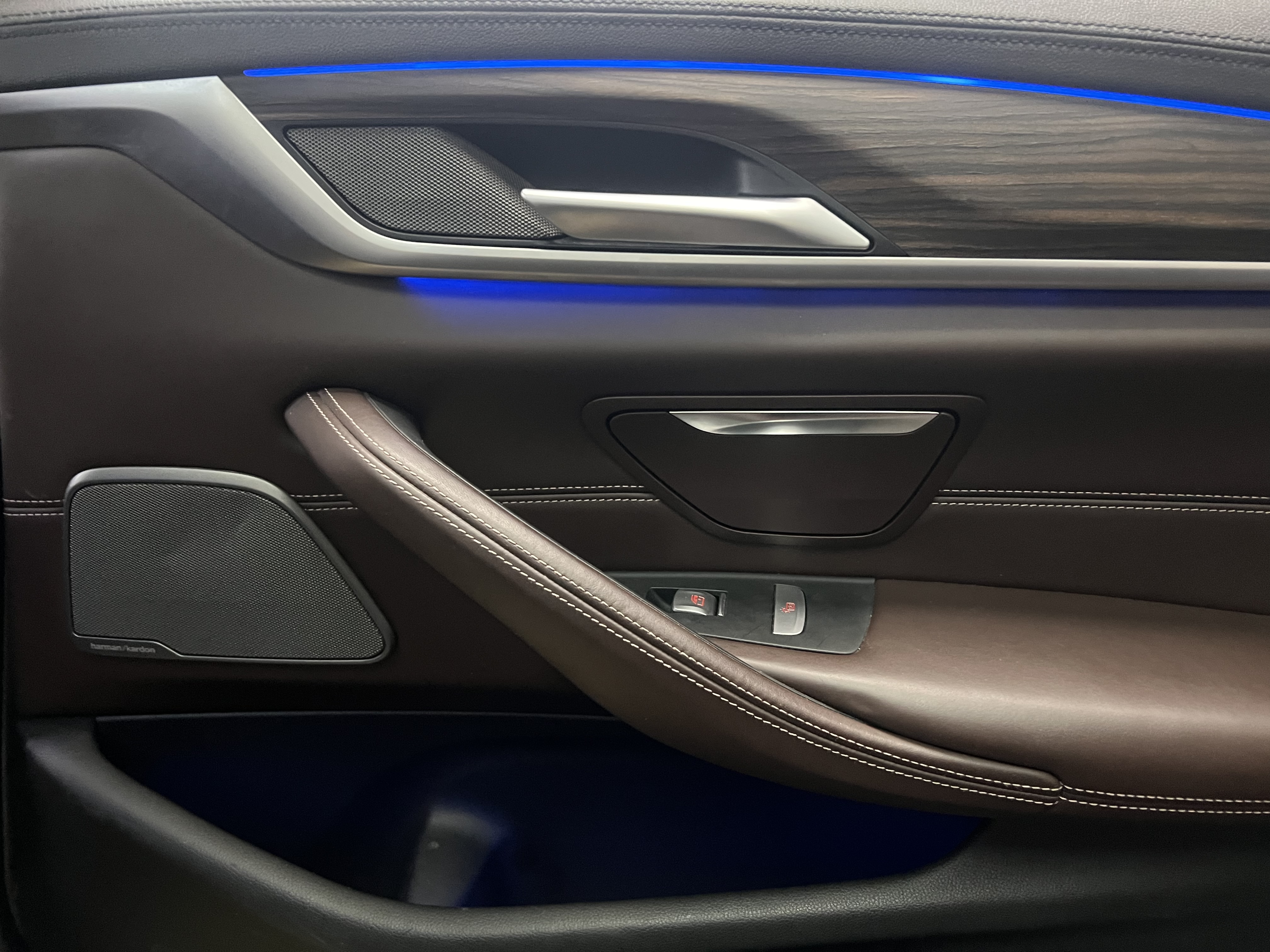 BMW 5 Series 2019 #27 BMW 5 Series 2019 immagine di auto #27