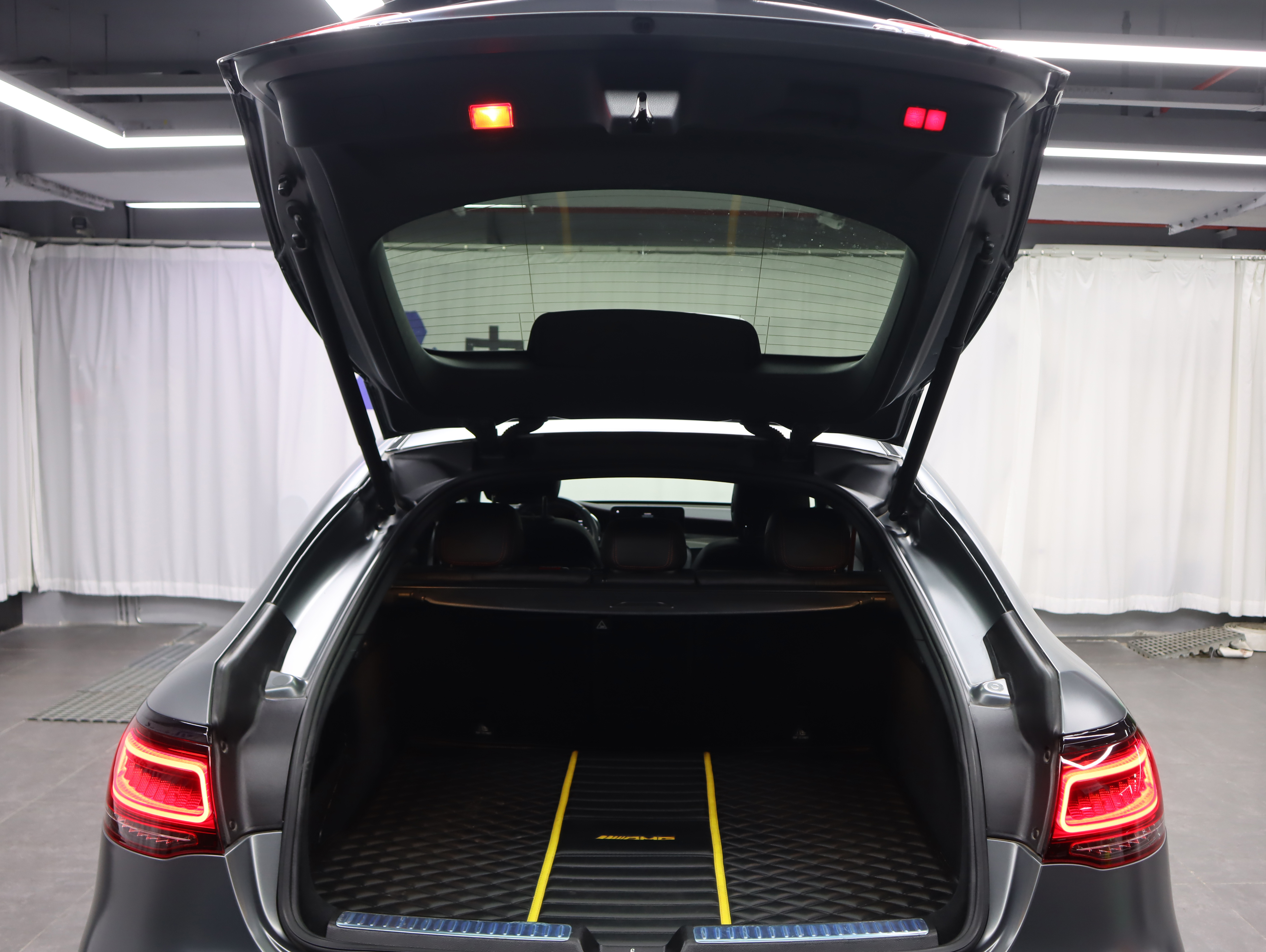 Mercedes-Benz GLC Coupe AMG 2021 image de voiture #27