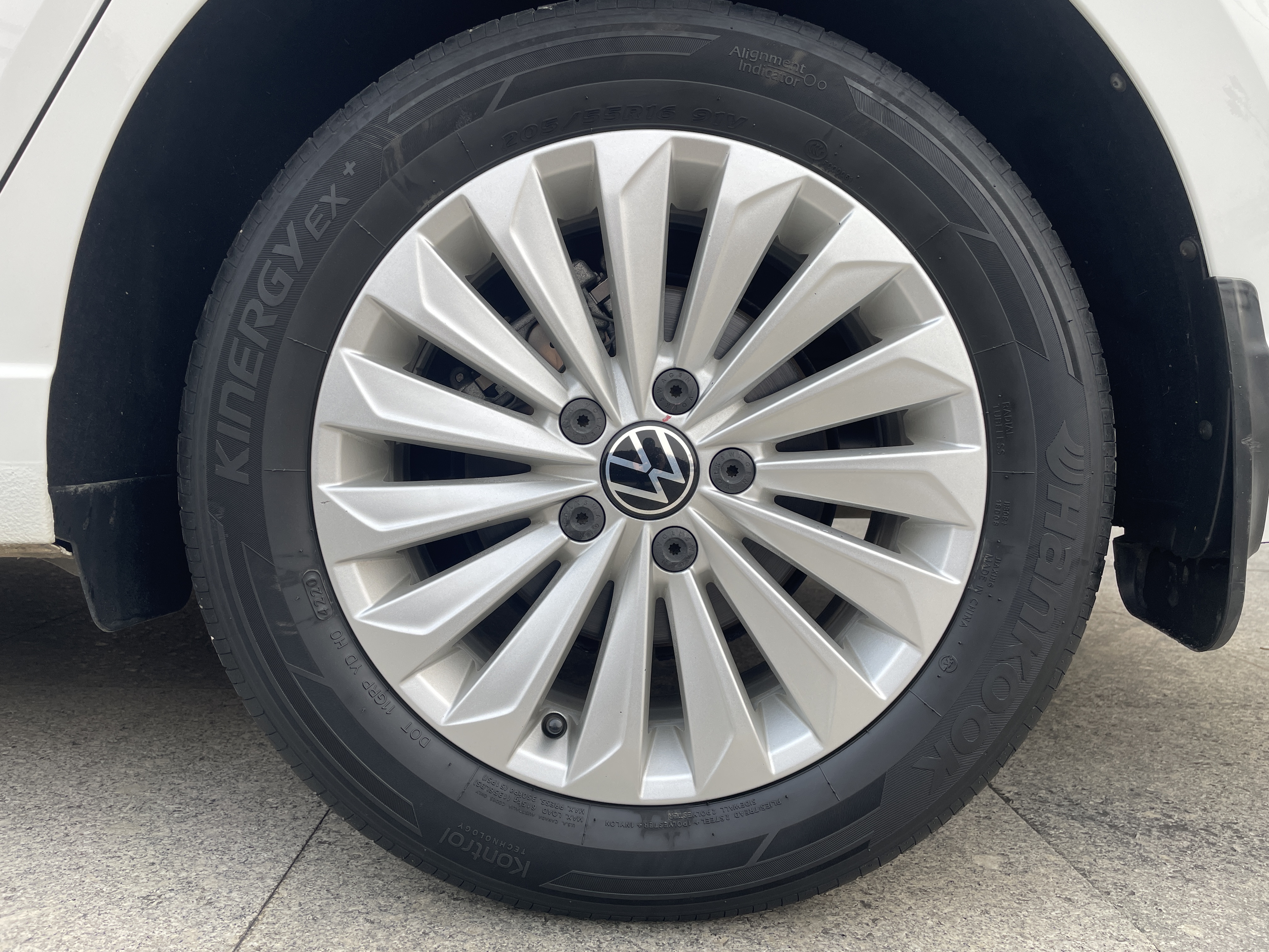 Volkswagen Lavida 2021 car image #27