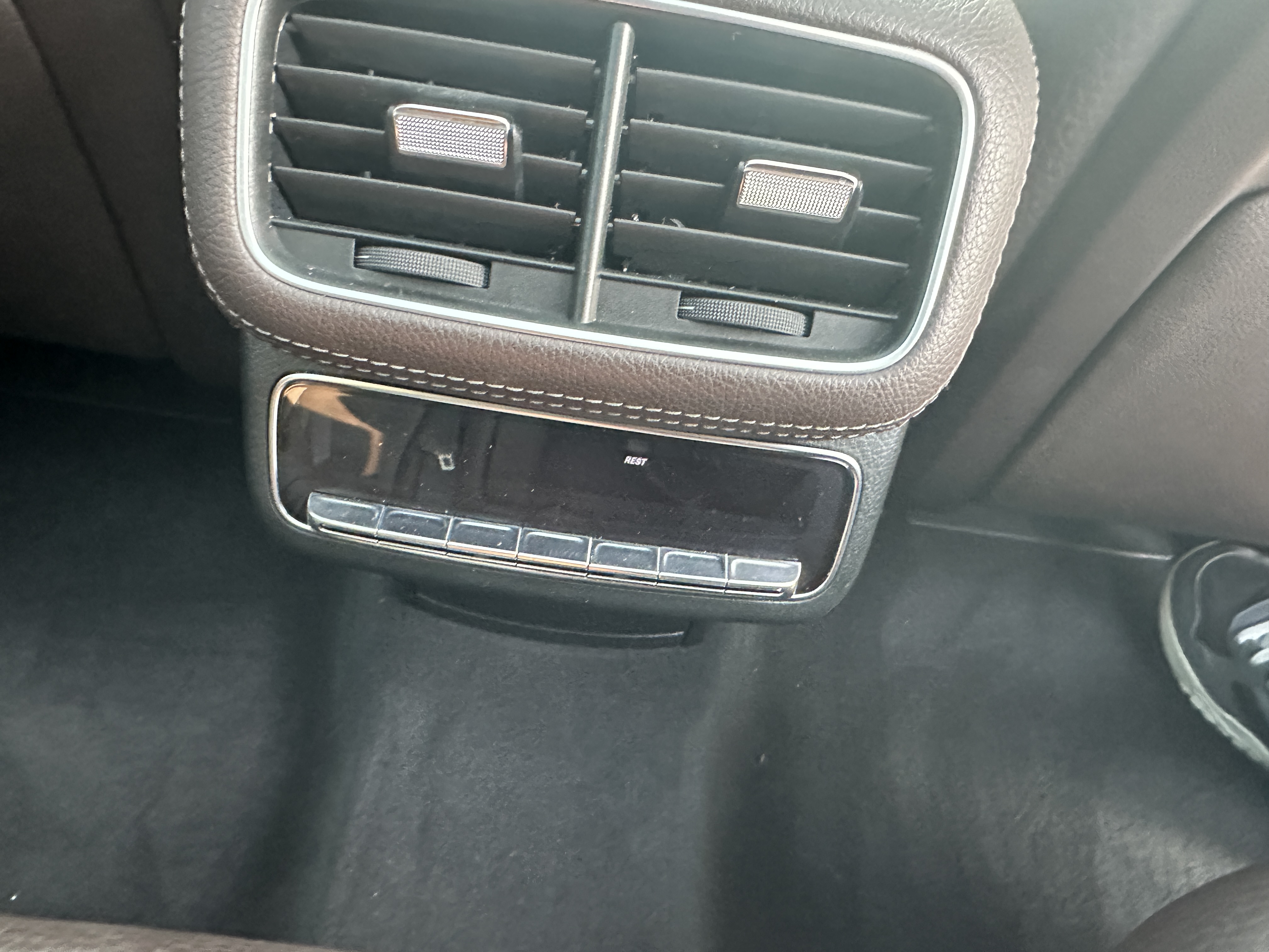 Mercedes-Benz GLS Class 2021 car image #27