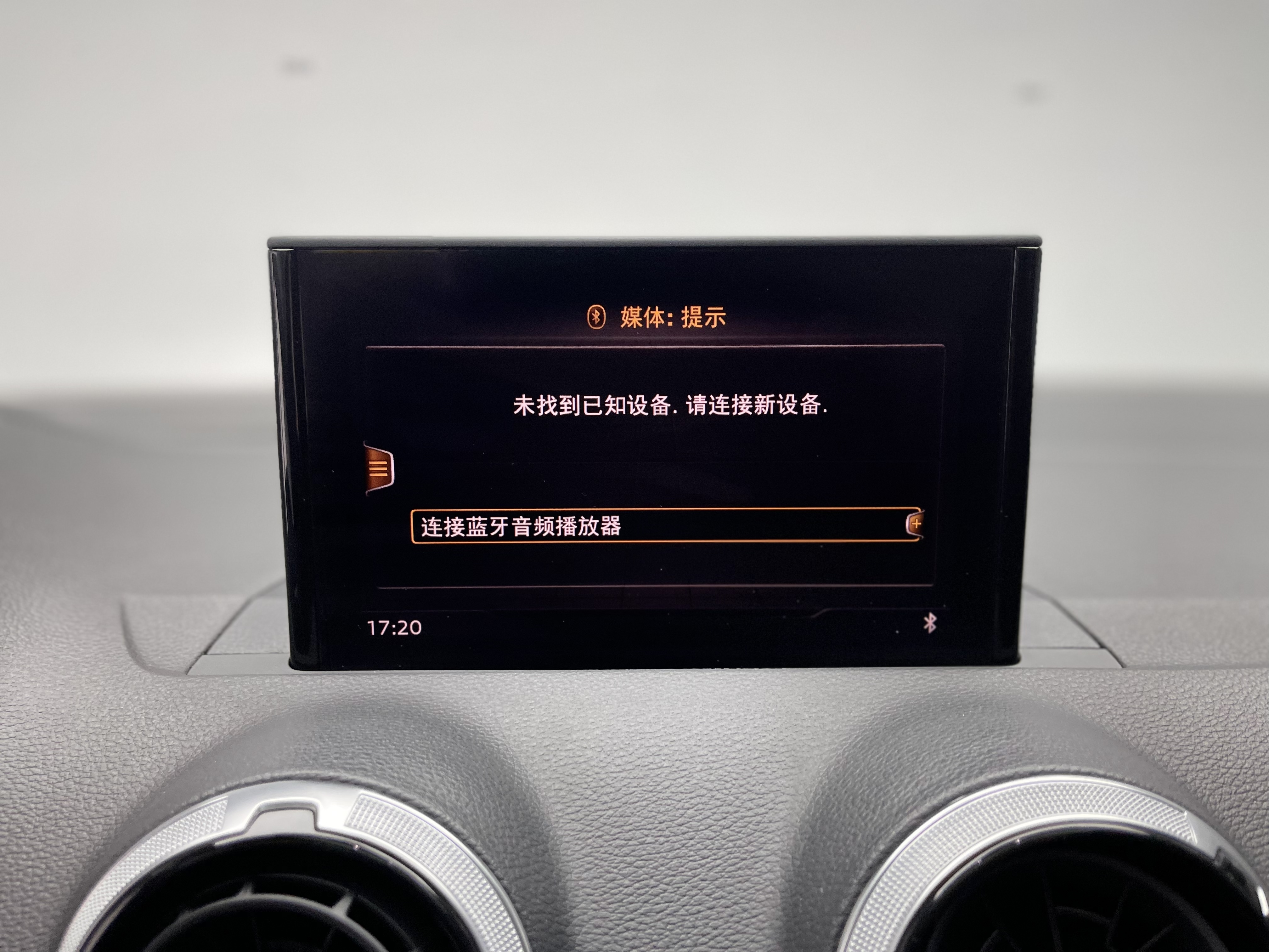Q2L 2022 car image #27