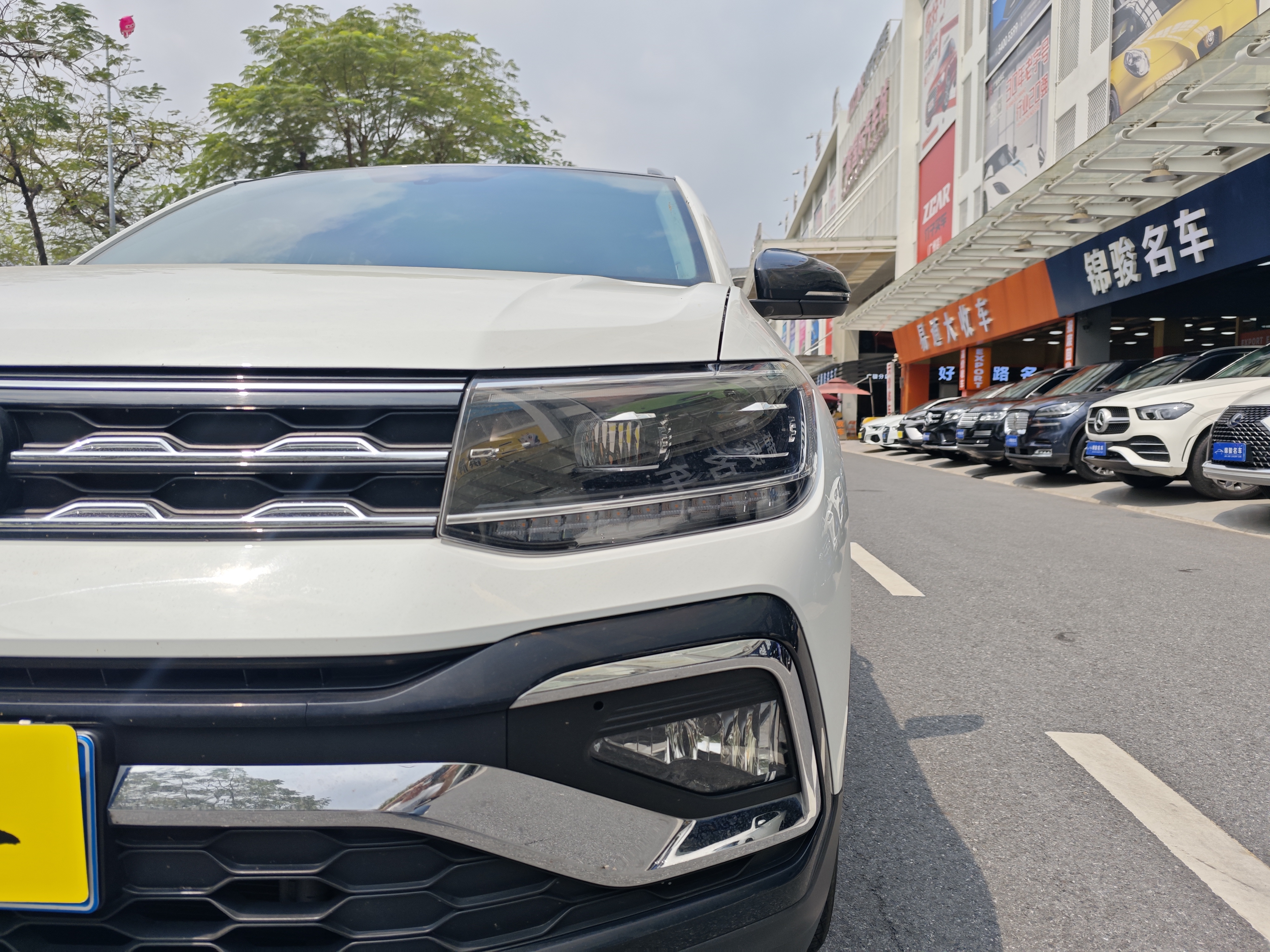 Volkswagen T-Cross 2023 #27 Volkswagen T-Cross 2023 car image #27