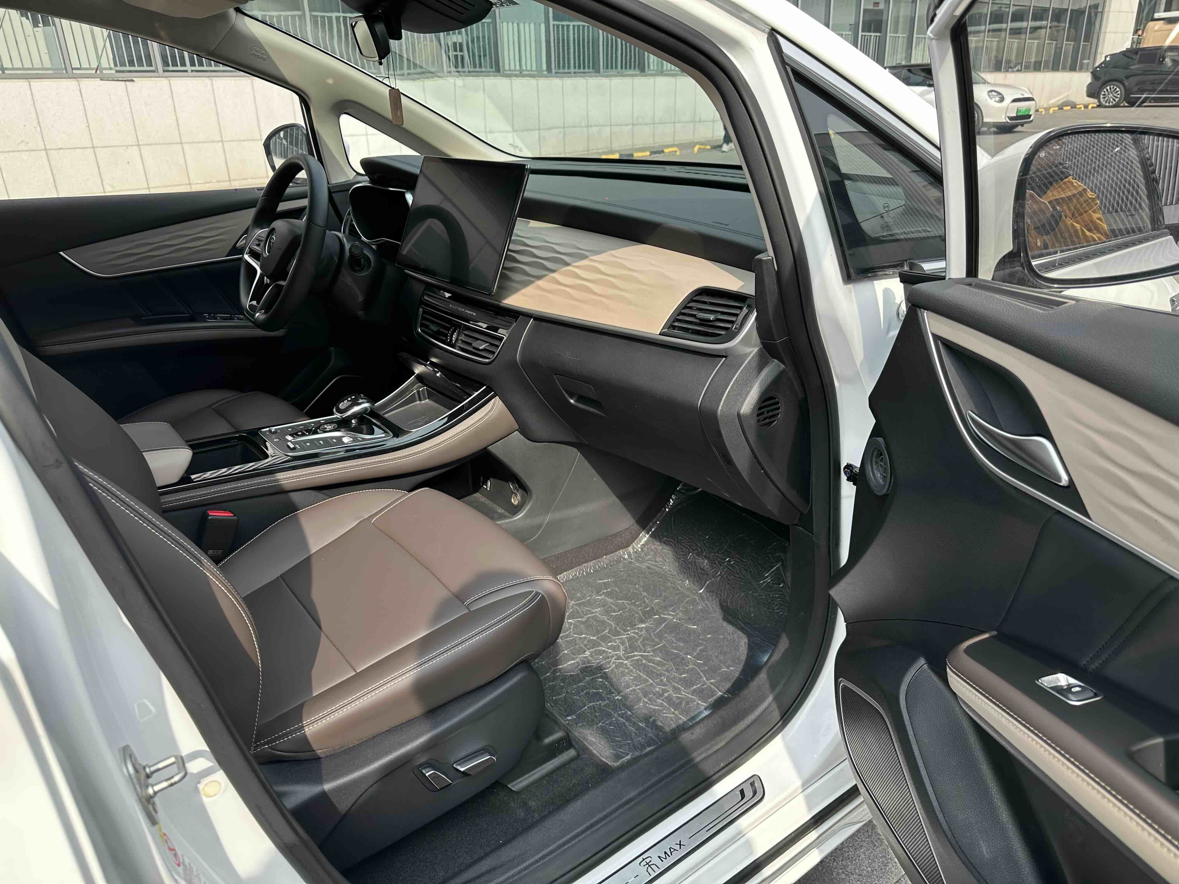 BYD Song MAX New Energy 2022 car image #27