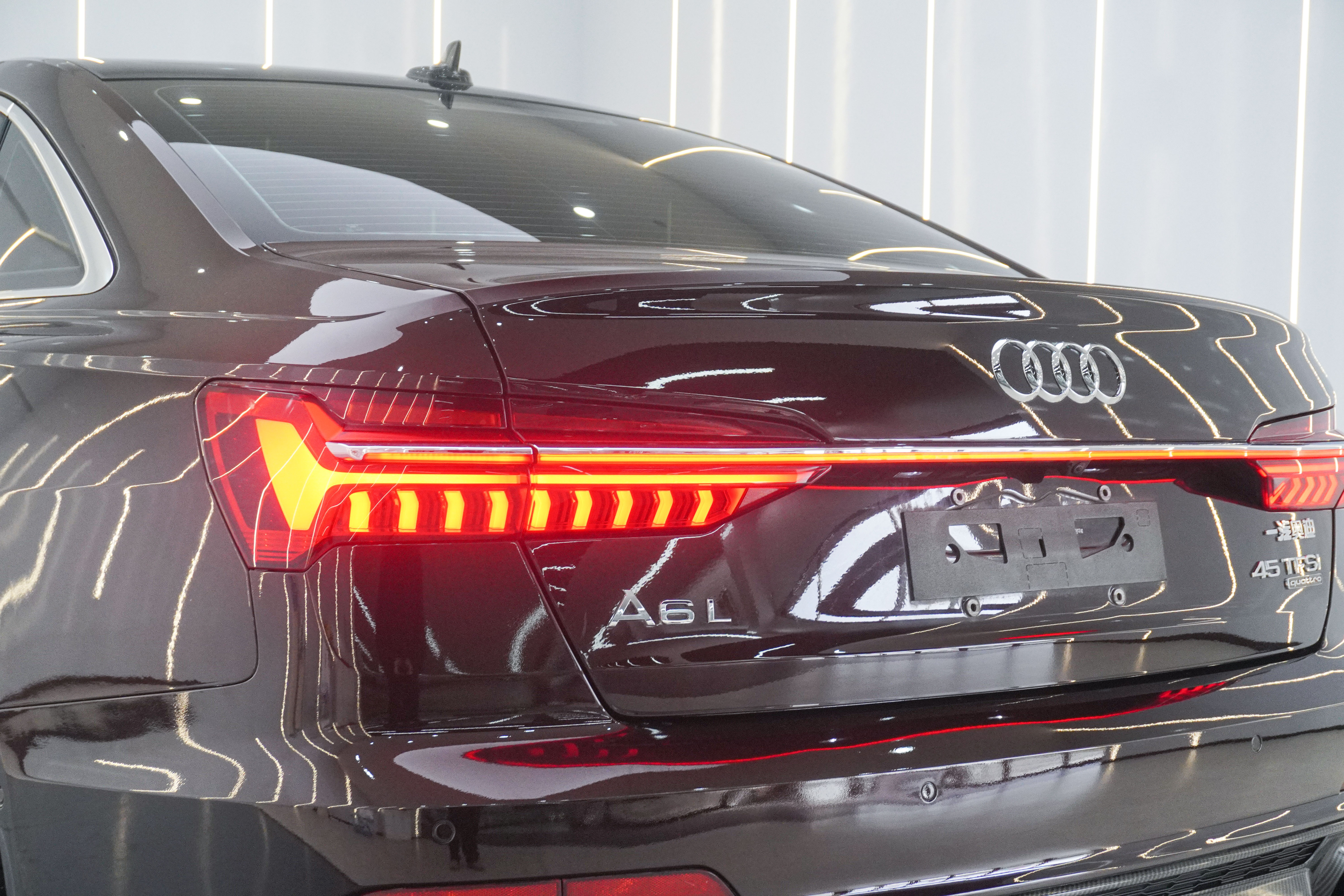 Audi A6L 2022 car image #27